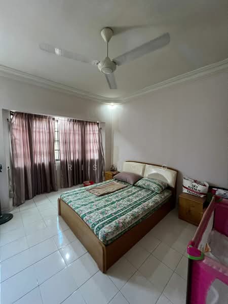 Rumah Teres 2.5 Tingkat untuk Dijual di Bandar Mahkota Cheras (Cheras) - Tris Jong - Bedroom - PropertyGuru.com.my