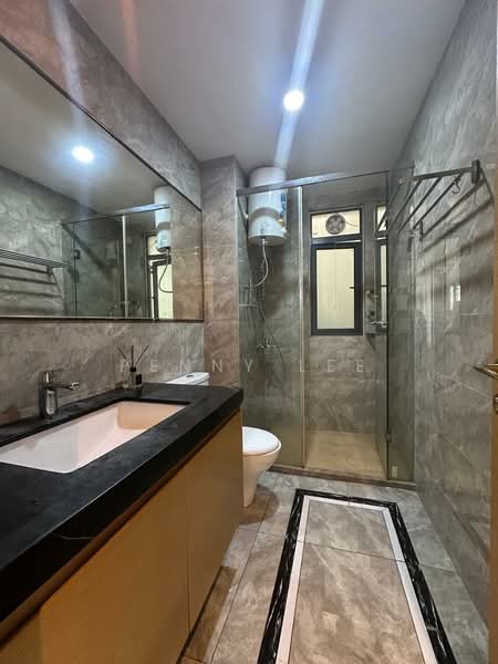 Service Residence for Sale at R&F Princess Cove Phase 1 - Penny Lee - Bathroom - PropertyGuru.com.my