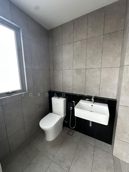 2-storey Terraced House for Sale in Bandar Gamuda Cove (Dengkil) - Jordan Tang - Bathroom - PropertyGuru.com.my