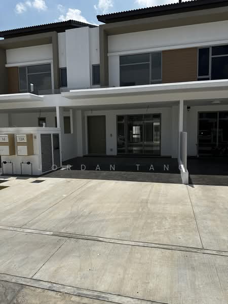 2-storey Terraced House for Sale in Bandar Gamuda Cove (Dengkil) - Jordan Tang - Exterior - PropertyGuru.com.my