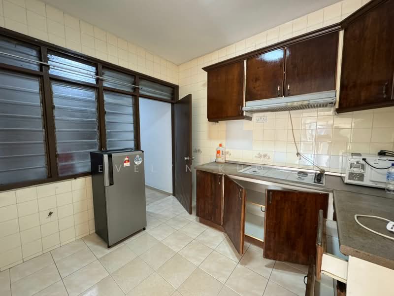 Condominium for Sale at University Tower - Evelyn Khoo - Kitchen - PropertyGuru.com.my