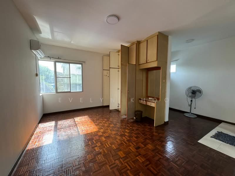 Condominium for Sale at University Tower - Evelyn Khoo - Room - PropertyGuru.com.my