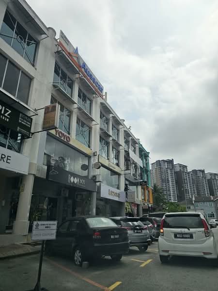 Shop for Rent in Bandar Puteri Puchong (Puchong) - Chloe Wai - Exterior - PropertyGuru.com.my