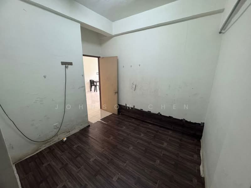 Apartment for Sale at Taman Putri Kulai - Johnson Chen - Interior - PropertyGuru.com.my