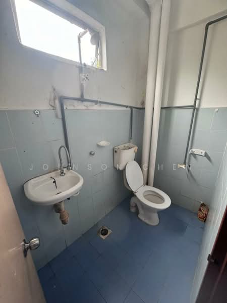 Apartment for Sale at Taman Putri Kulai - Johnson Chen - Bathroom - PropertyGuru.com.my