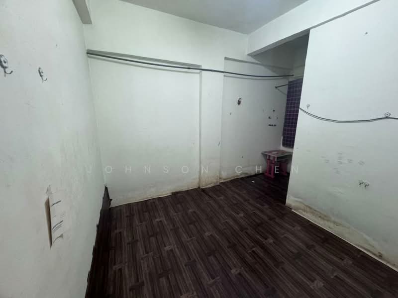 Apartment for Sale at Taman Putri Kulai - Johnson Chen - Interior - PropertyGuru.com.my