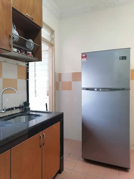Pangsapuri untuk Disewa di Mentari Court - Yi Jun - Kitchen - PropertyGuru.com.my