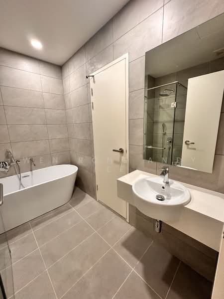 Kediaman Servis untuk Disewa di Dorsett Waterfront Subang - Wen Rong Andy Lee - Bathroom - PropertyGuru.com.my