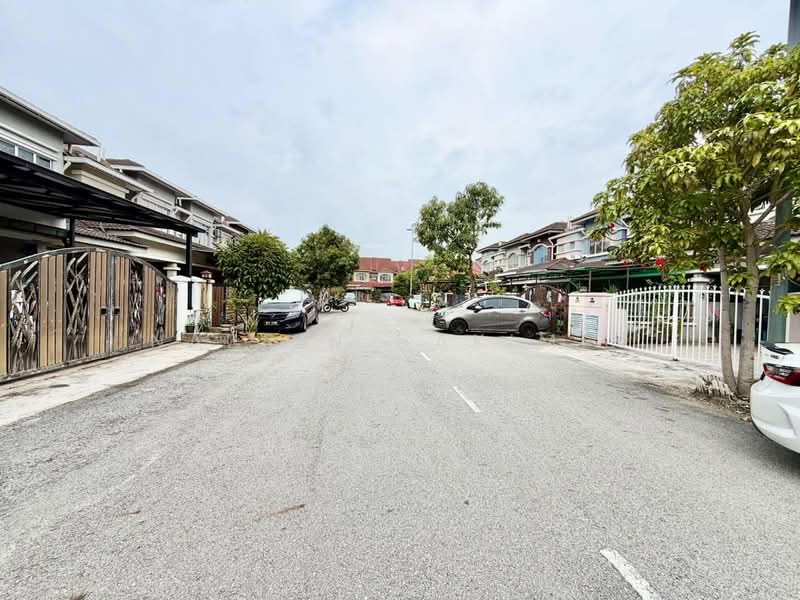 Rumah Teres 2 Tingkat untuk Dijual di Bandar Puteri Puchong (Puchong) - Nazrin Hakimin - PropertyGuru.com.my