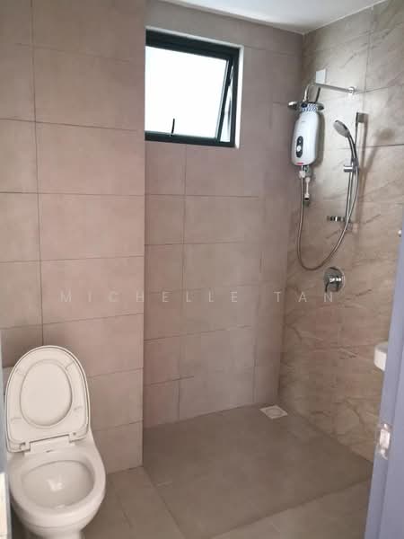 Kondominium untuk Dijual di The Holmes 2 - Michelle Tan - Bathroom - PropertyGuru.com.my