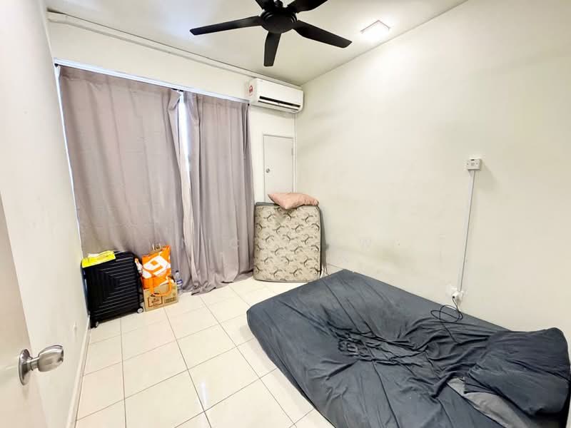 Apartment for Sale at Residensi Rumpun Bahagia (Residensi Melaka Tengah 1) - Nick Yaw - Bedroom - PropertyGuru.com.my