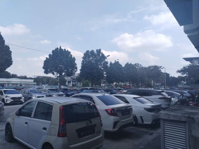 Shop / Office for Sale in Kota Damansara (Selangor) - Amy Lee - Car Park - PropertyGuru.com.my