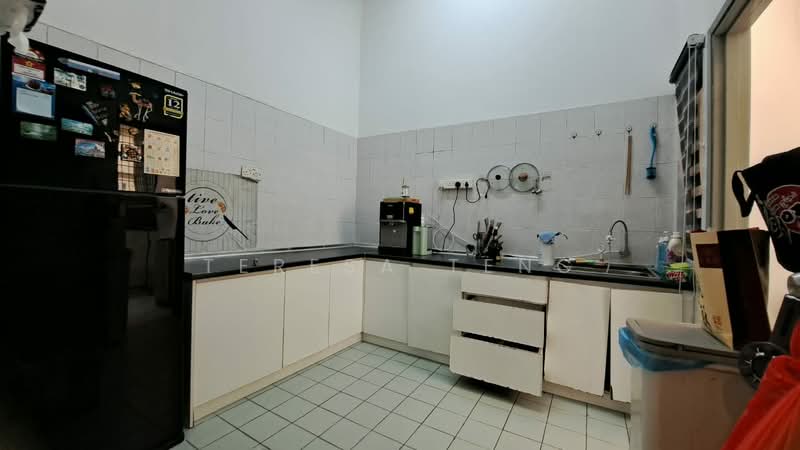 Kondominium untuk Disewa di BBK Condominium - Teresa Teng - Kitchen - PropertyGuru.com.my