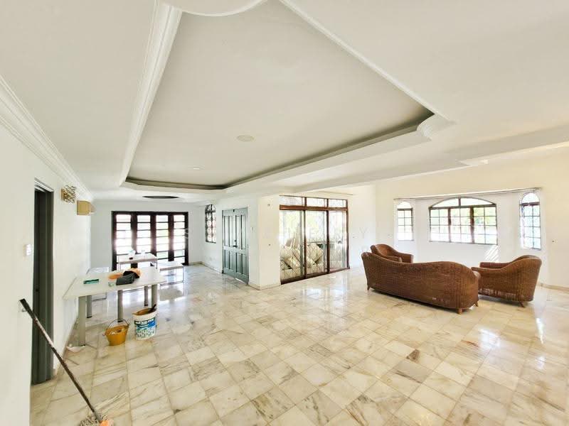 Bungalow House untuk Dijual di Seksyen 6 (Kota Damansara) - Shaziery Iskandar - Living Room - PropertyGuru.com.my
