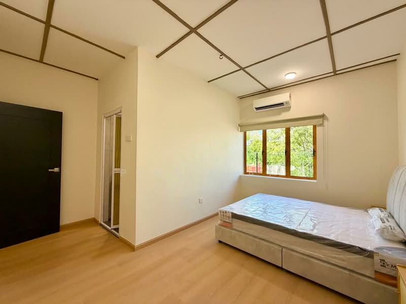 Rumah Teres 1 Tingkat untuk Dijual di Fettes Park (Tanjung Tokong) - Ping Koay - Bedroom - PropertyGuru.com.my