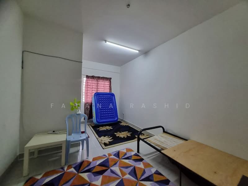 Rumah Teres untuk Dijual di Aman Putri (Sungai Buloh) - Fahana Rashid - Bedroom - PropertyGuru.com.my