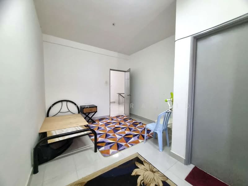 Rumah Teres untuk Dijual di Aman Putri (Sungai Buloh) - Fahana Rashid - Bedroom - PropertyGuru.com.my