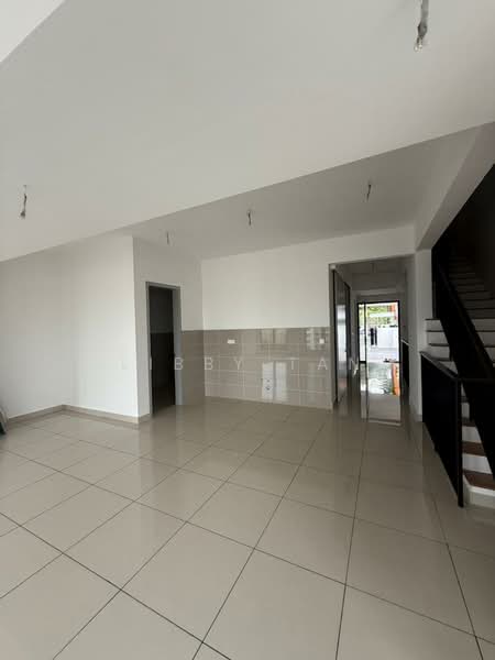 Rumah Teres 3 Tingkat untuk Dijual di Taman Melawati (Ulu Kelang) - Libby Tan - Living Room - PropertyGuru.com.my