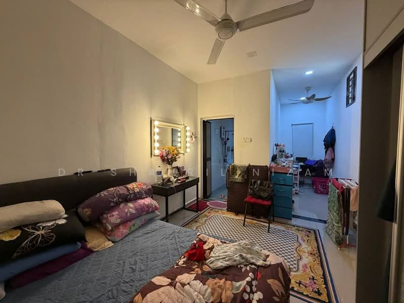 Rumah Teres 1 Tingkat untuk Dijual di Kampung Lombong (Shah Alam) - Dr Shahril Nizam - Bedroom - PropertyGuru.com.my