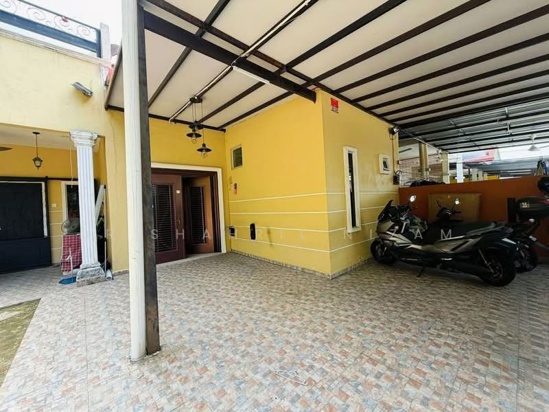 Rumah Teres 1 Tingkat untuk Dijual di Kampung Lombong (Shah Alam) - Dr Shahril Nizam - Exterior - PropertyGuru.com.my