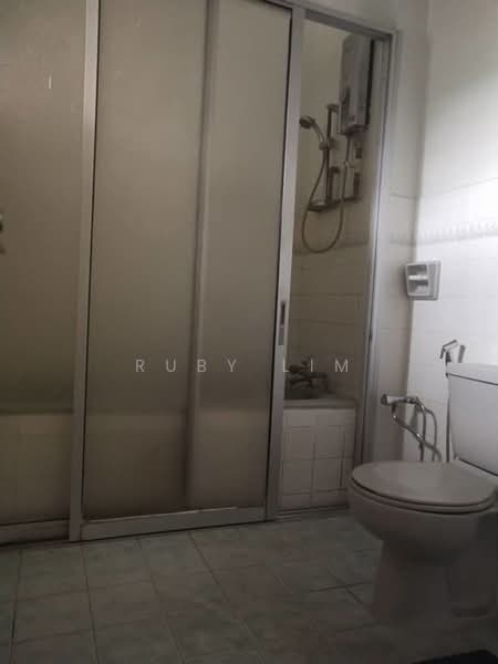 Rumah Teres 3-Tingkat untuk Dijual di Taman Tun Dr Ismail (Kuala Lumpur) - Ruby Lim - Bathroom - PropertyGuru.com.my