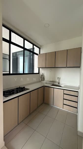Kondominium untuk Dijual di Sky Condominium (Skyz Residence) - Vanny Lum - Kitchen - PropertyGuru.com.my