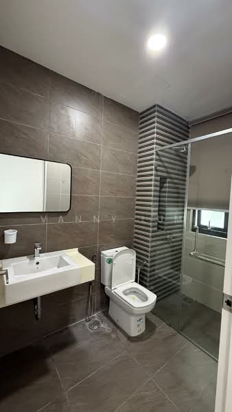Kondominium untuk Dijual di Sky Condominium (Skyz Residence) - Vanny Lum - Bathroom - PropertyGuru.com.my