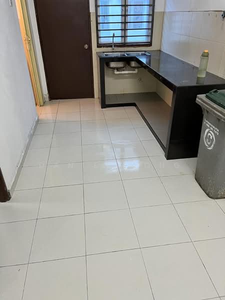 2.5-storey Terraced House for Sale in Taman Scientex Pasir Gudang (Pasir Gudang) - Daniel Yong - Kitchen - PropertyGuru.com.my