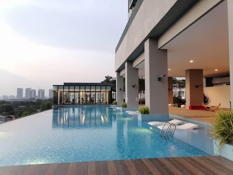 Servis Apartment untuk Disewa di Amani Residence - Yi Jun - Pool - PropertyGuru.com.my