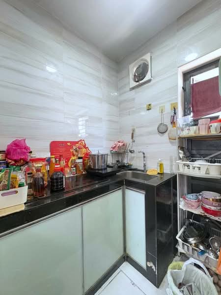 Rumah Teres 2-Tingkat untuk Dijual di Taman Dato' Chellam (Ulu Tiram) - Karl Lim - Kitchen - PropertyGuru.com.my