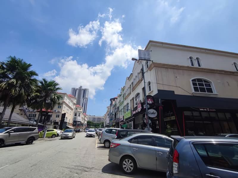 Shop for Rent in Kota Damansara (Selangor) - Chloe Wai - Exterior - PropertyGuru.com.my