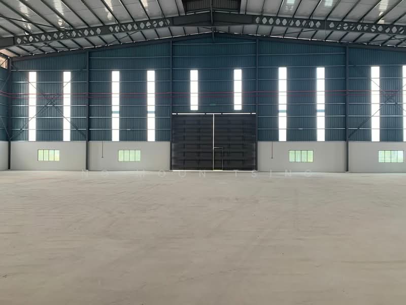 Warehouse for Rent in Jalan Kuching (Kuala Lumpur) - Ng Moon Tsing - Interior - PropertyGuru.com.my