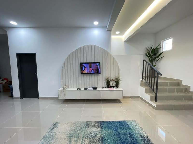 2-storey Terraced House for Sale in Taman Shah Bandar (Klang) - Azhar Mohd - Living Room - PropertyGuru.com.my