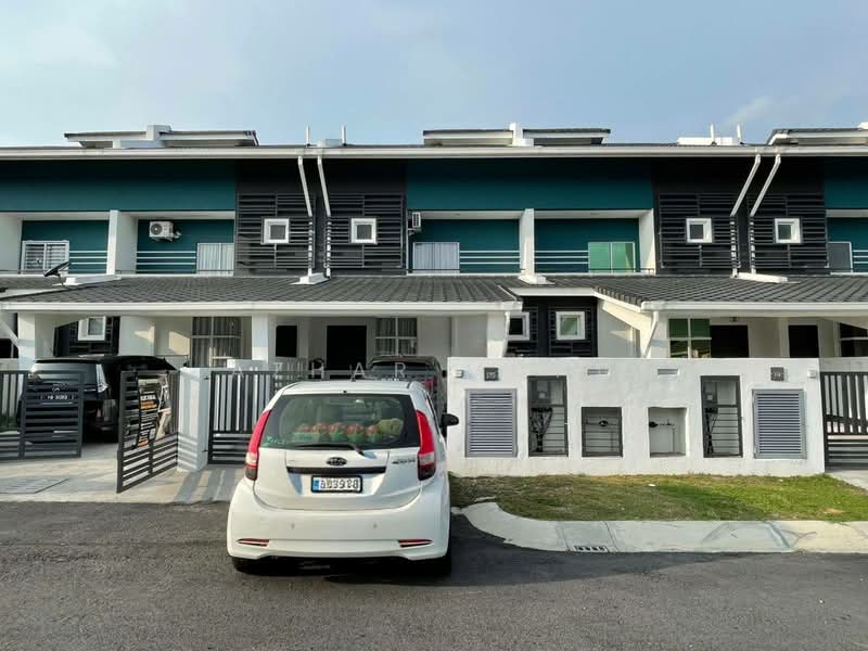 2-storey Terraced House for Sale in Taman Shah Bandar (Klang) - Azhar Mohd - Exterior - PropertyGuru.com.my