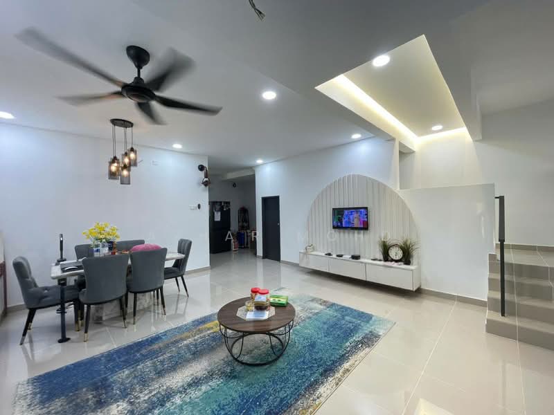 2-storey Terraced House for Sale in Taman Shah Bandar (Klang) - Azhar Mohd - Living Room - PropertyGuru.com.my