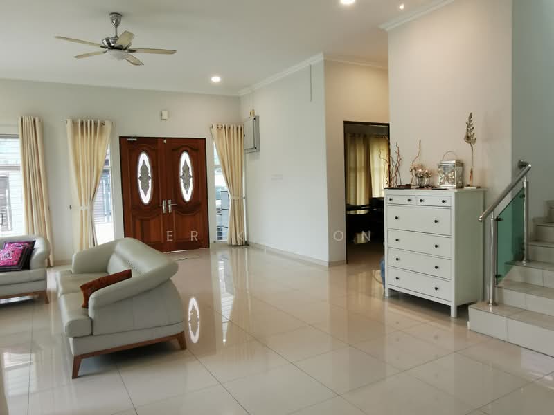 Rumah Banglo untuk Dijual di Cheras (Selangor) - Erik Nyon - Living Room - PropertyGuru.com.my