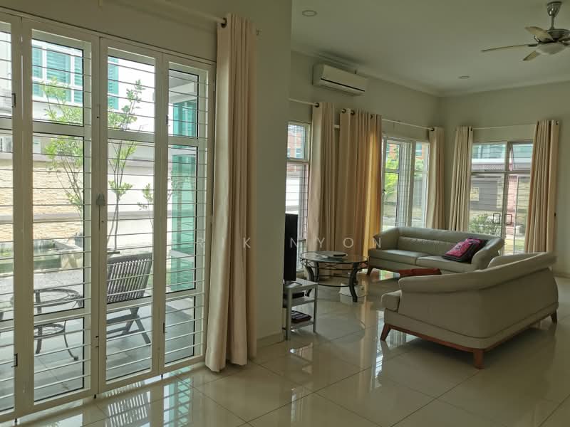 Rumah Banglo untuk Dijual di Cheras (Selangor) - Erik Nyon - Living Room - PropertyGuru.com.my