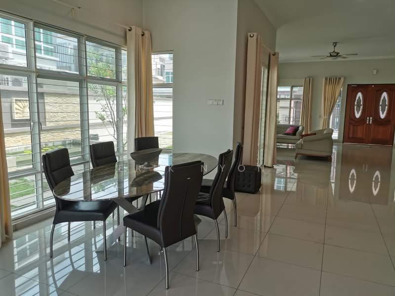 Rumah Banglo untuk Dijual di Cheras (Selangor) - Erik Nyon - Dining Room - PropertyGuru.com.my