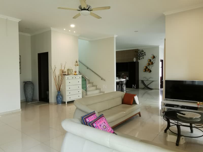 Rumah Banglo untuk Dijual di Cheras (Selangor) - Erik Nyon - Living Room - PropertyGuru.com.my
