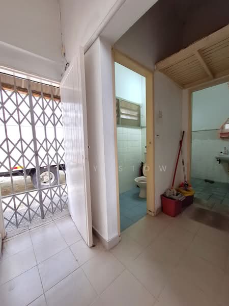 Rumah Teres 1 Tingkat untuk Dijual di Seksyen 22 (Petaling Jaya) - Lily Siow - Bathroom - PropertyGuru.com.my