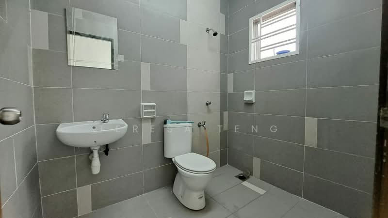 Rumah Teres 2.5 Tingkat untuk Disewa di Bandar Puteri Klang (Klang) - Teresa Teng - Bathroom - PropertyGuru.com.my
