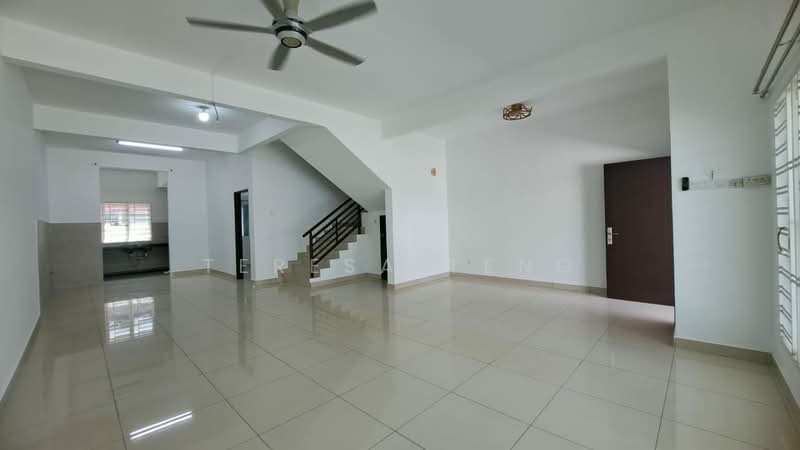 Rumah Teres 2.5 Tingkat untuk Disewa di Bandar Puteri Klang (Klang) - Teresa Teng - Living Room - PropertyGuru.com.my