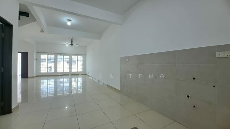 Rumah Teres 2.5 Tingkat untuk Disewa di Bandar Puteri Klang (Klang) - Teresa Teng - Living Room - PropertyGuru.com.my