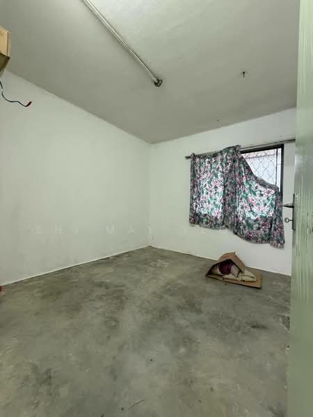 Rumah Flat untuk Dijual di Flat Bandar Selesa Jaya @ Jalan Silat Gayong - Shi May Yeong - Interior - PropertyGuru.com.my