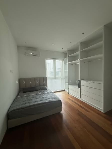 Zero-Lot Bungalow for Rent in Lakefront Villa (Cyberjaya) - Asyraf Azman - Bedroom - PropertyGuru.com.my