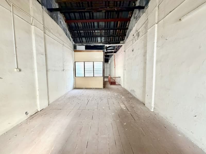Shop for Sale in George Town (Penang) - Lee Xue Chen - Interior - PropertyGuru.com.my