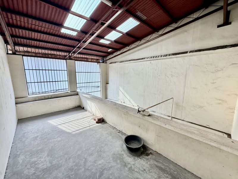Shop for Sale in George Town (Penang) - Lee Xue Chen - Balcony - PropertyGuru.com.my