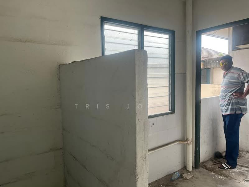 Rumah Flat untuk Dijual di Seri Seroja - Tris Jong - Interior - PropertyGuru.com.my