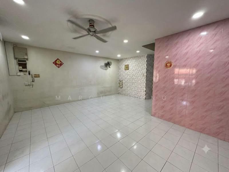 2-storey Terraced House for Sale in Taman Menglembu Impiana Adril (Menglembu) - Marcus Seng - Living Room - PropertyGuru.com.my
