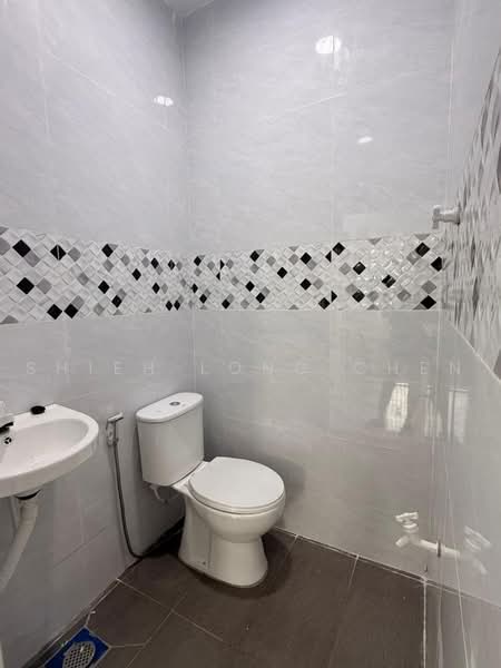 Rumah Teres 1-Tingkat untuk Dijual di Taman Skudai Baru (Skudai) - Shieh Long Chen - Bathroom - PropertyGuru.com.my